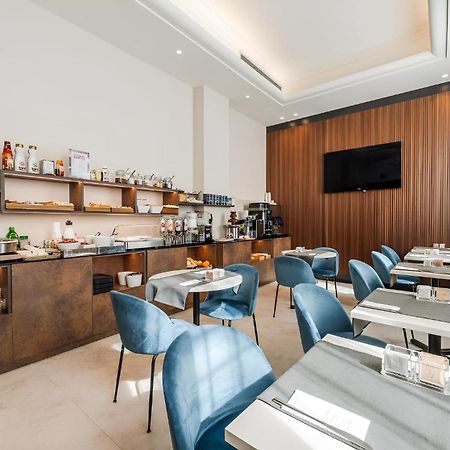 Astoria Deluxe Rooms Болонья Экстерьер фото