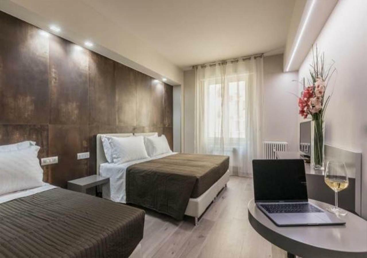 Astoria Deluxe Rooms Болонья Экстерьер фото